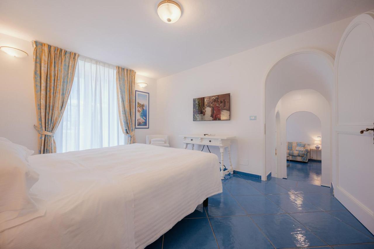 Grand Hotel Le Rocce Gaeta Exterior foto