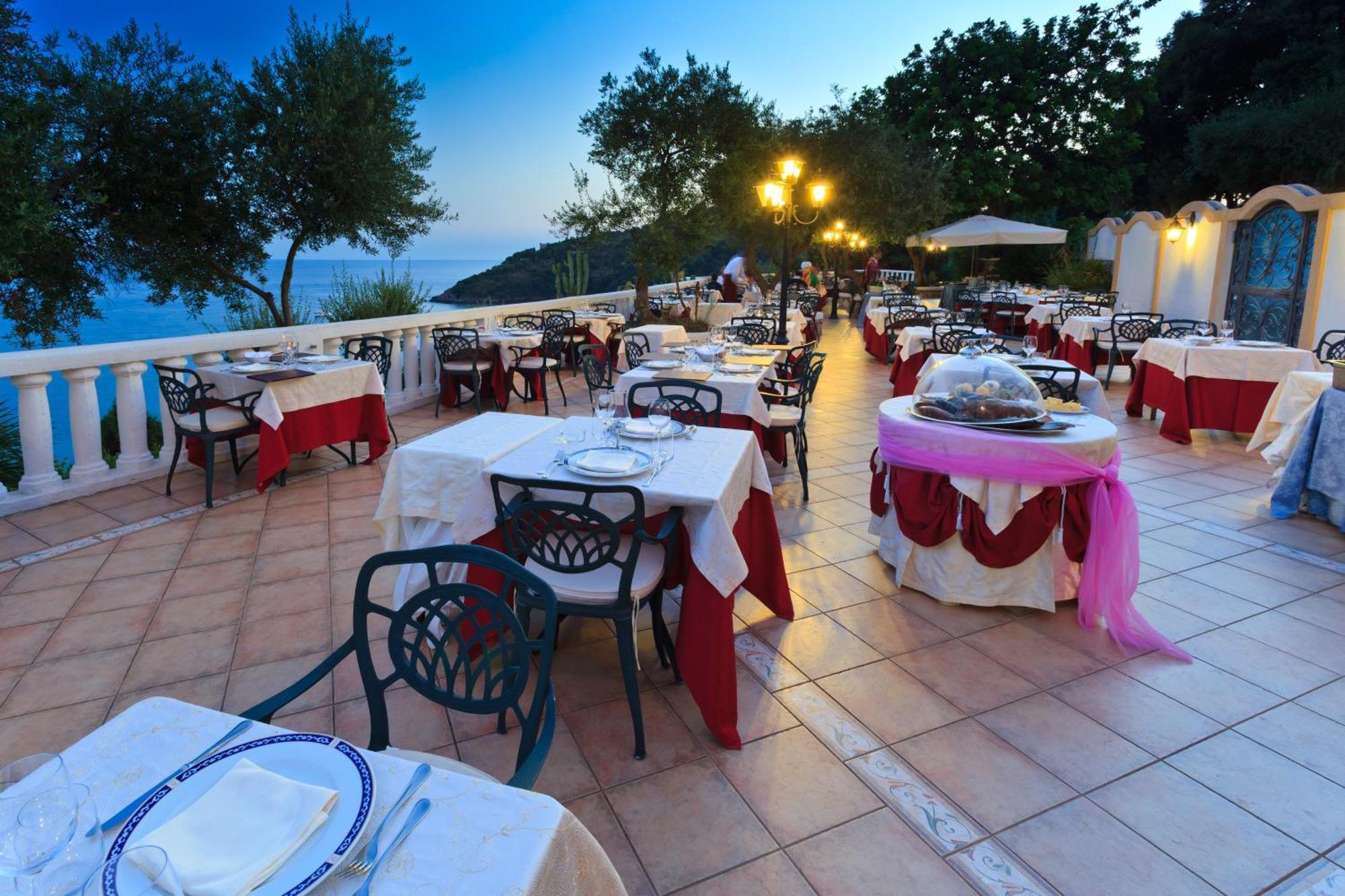 Grand Hotel Le Rocce Gaeta Exterior foto