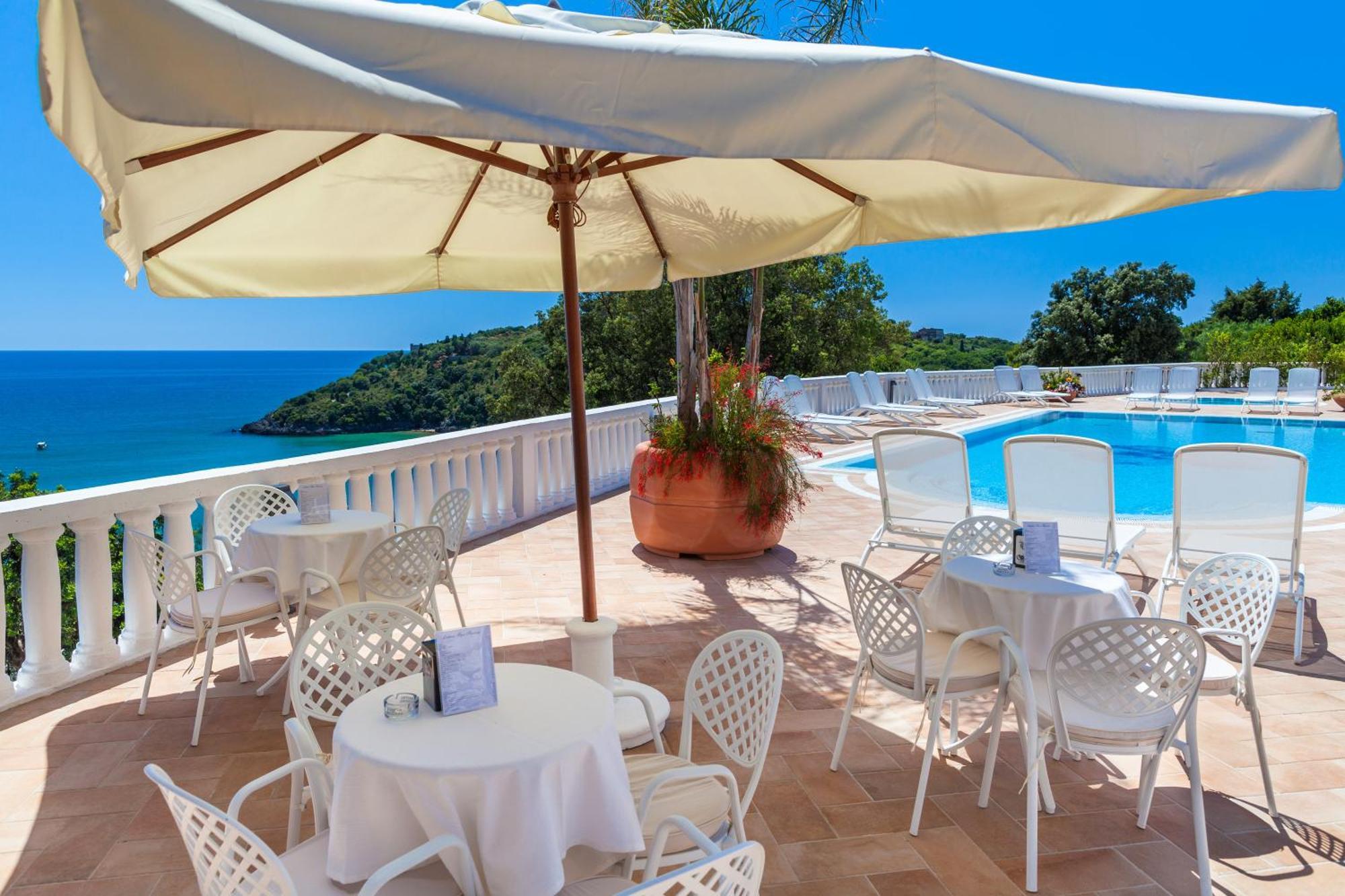 Grand Hotel Le Rocce Gaeta Exterior foto
