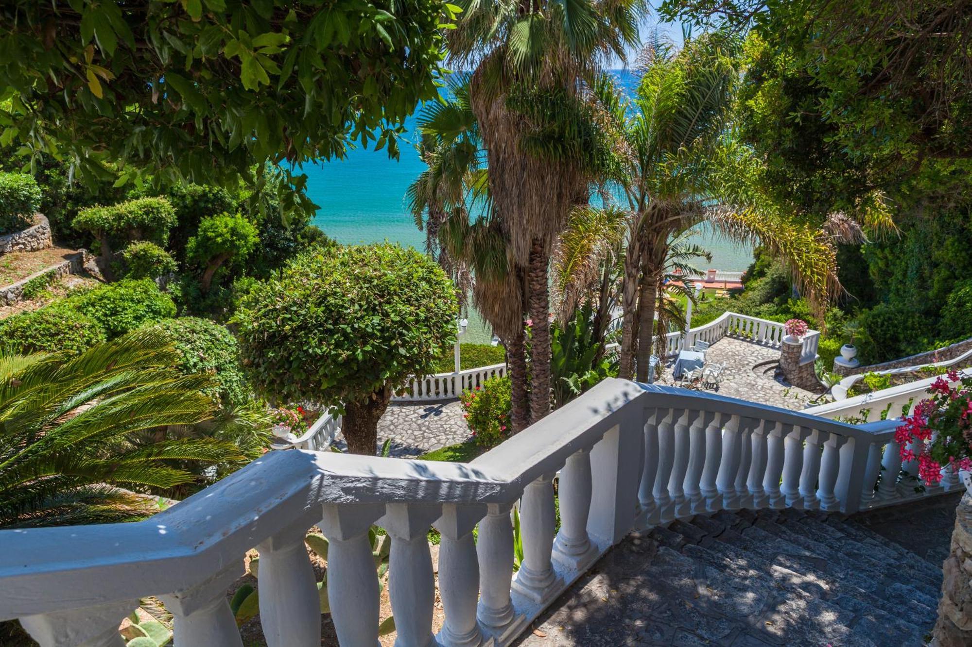 Grand Hotel Le Rocce Gaeta Exterior foto