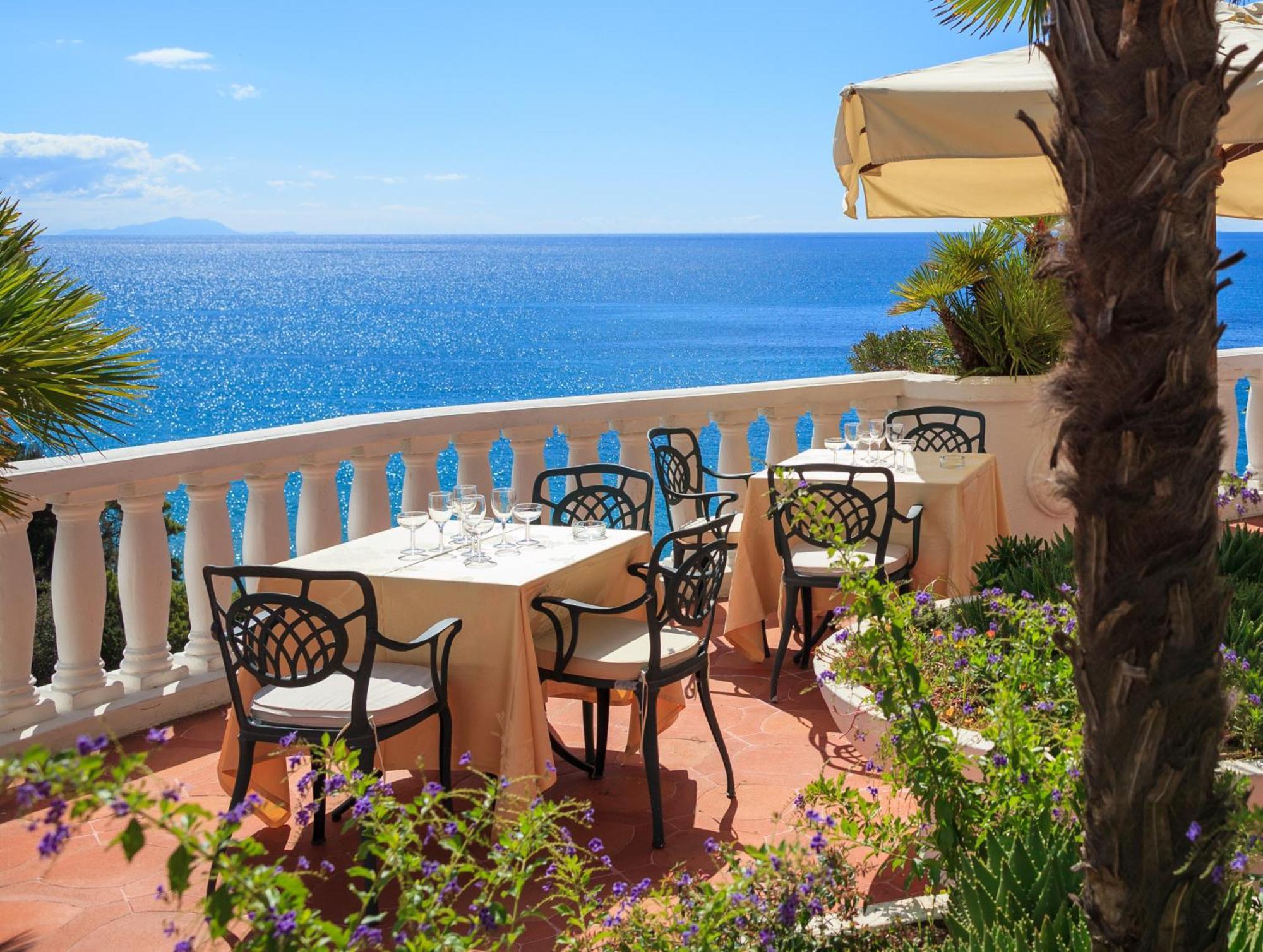 Grand Hotel Le Rocce Gaeta Exterior foto